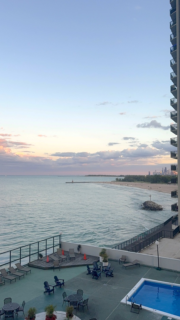 6033 North Sheridan Road, Unit 7C Chicago, IL 60660 - Photo 40 of 43