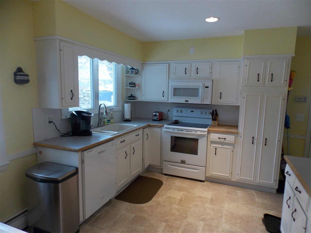 52 Kendall Road Keene, NH 03431 - Photo 6 of 17 Gallery Image 6