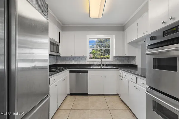 $260,000 | 5359 Reddoch Drive, Jackson, MS 39211