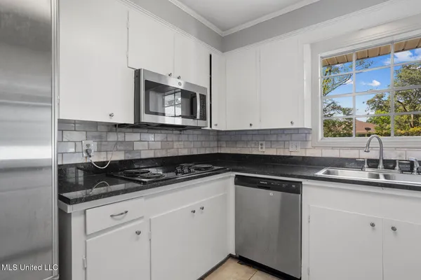 $260,000 | 5359 Reddoch Drive, Jackson, MS 39211