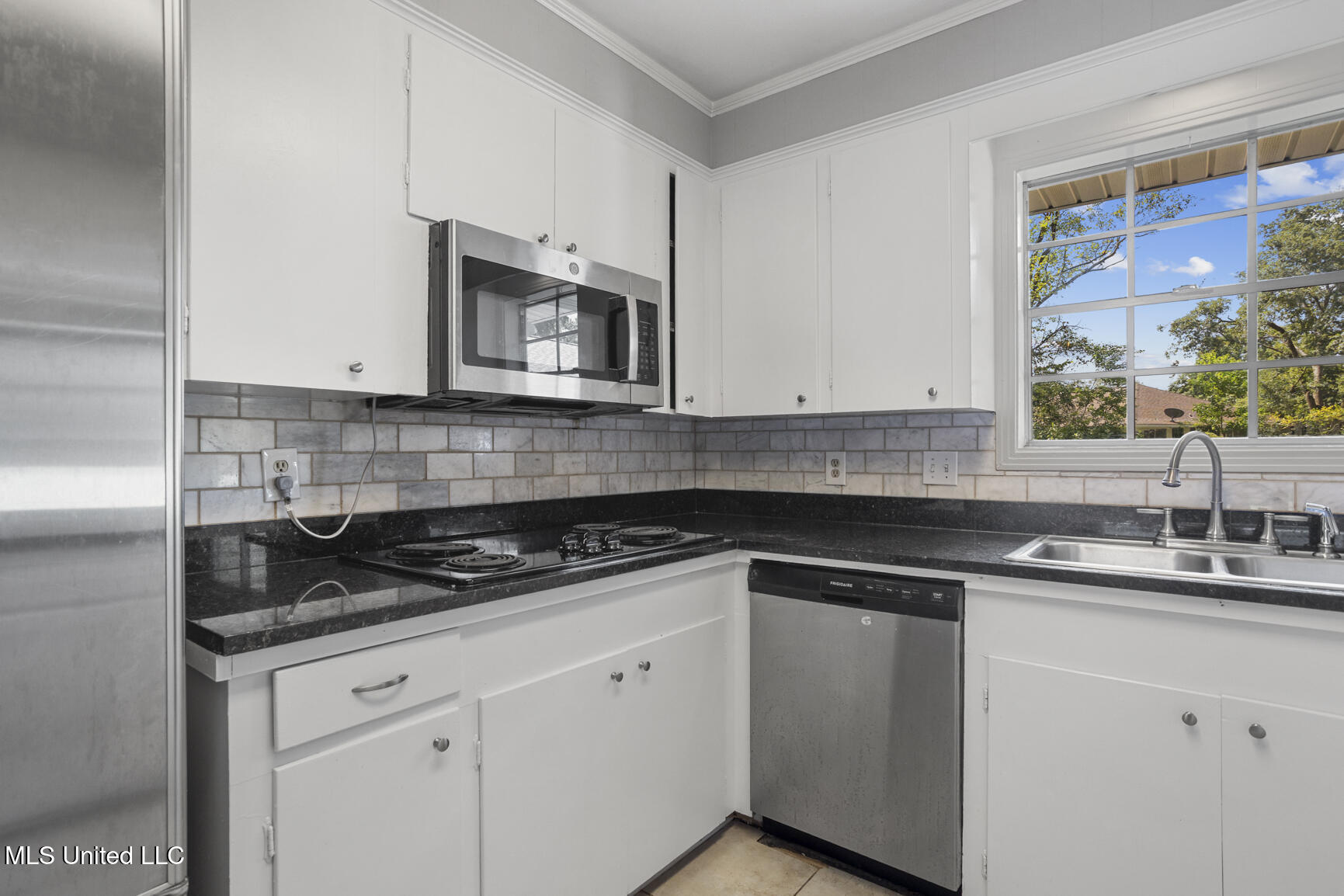 5359 Reddoch Drive Jackson, MS 39211 - Photo 14 of 26 5359 Reddoch-14