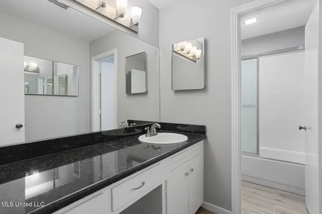 $265,000 | 5359 Reddoch Drive, Jackson, MS 39211