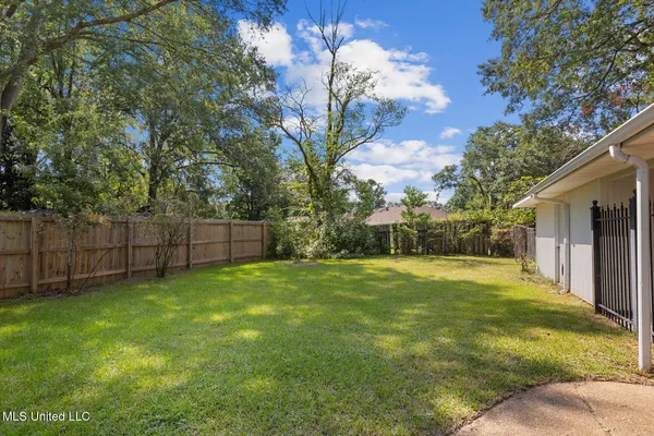 $260,000 | 5359 Reddoch Drive, Jackson, MS 39211