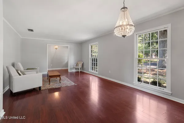 $260,000 | 5359 Reddoch Drive, Jackson, MS 39211