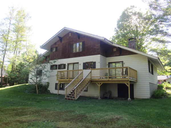 $349,000 | 96 Stagecoach Drive, Newport, VT 05855