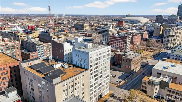 $205,000 | 1501 Locust Street, Unit 1204, St. Louis, MO 63103