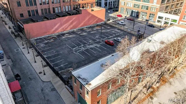 $205,000 | 1501 Locust Street, Unit 1204, St. Louis, MO 63103