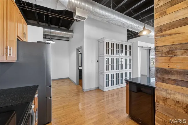 $205,000 | 1501 Locust Street, Unit 1204, St. Louis, MO 63103