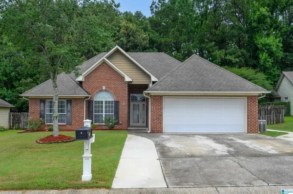 $240,000 | 421 Summerchase Drive, Calera, AL 35040