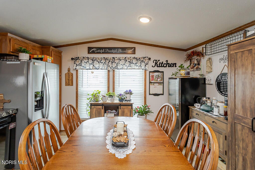 27484 Oregon Road, Unit 86 Perrysburg, OH 43551 - Photo 14 of 33 175A0679