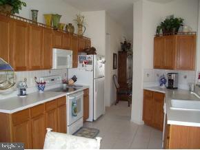 163 Cruise Road Manahawkin, NJ 08050 - Photo 4 of 12
