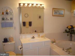 163 Cruise Road Manahawkin, NJ 08050 - Photo 9 of 12