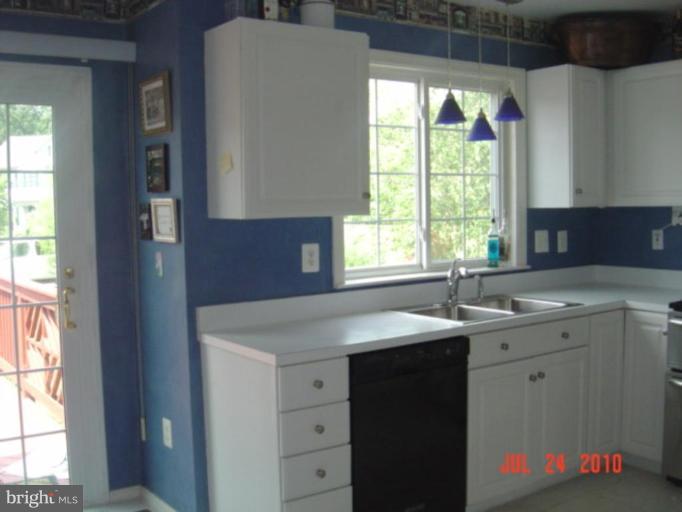 409 Butler Road Reisterstown, MD 21136 - Photo 4 of 11 Kitchen #3