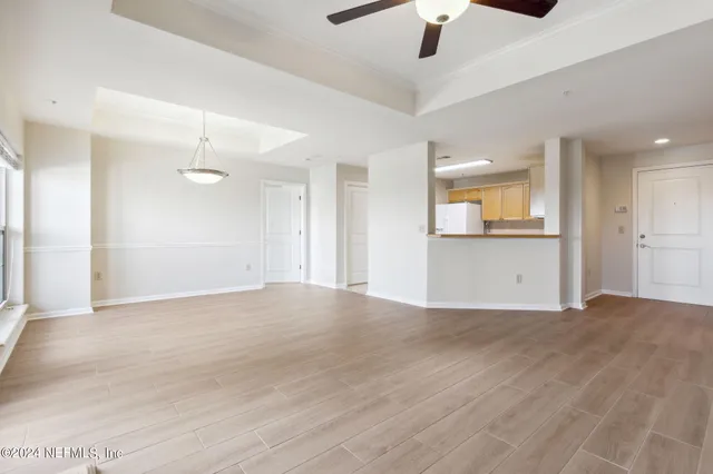 $292,500 | 400 East Bay Street, Unit 604, Jacksonville, FL 32202