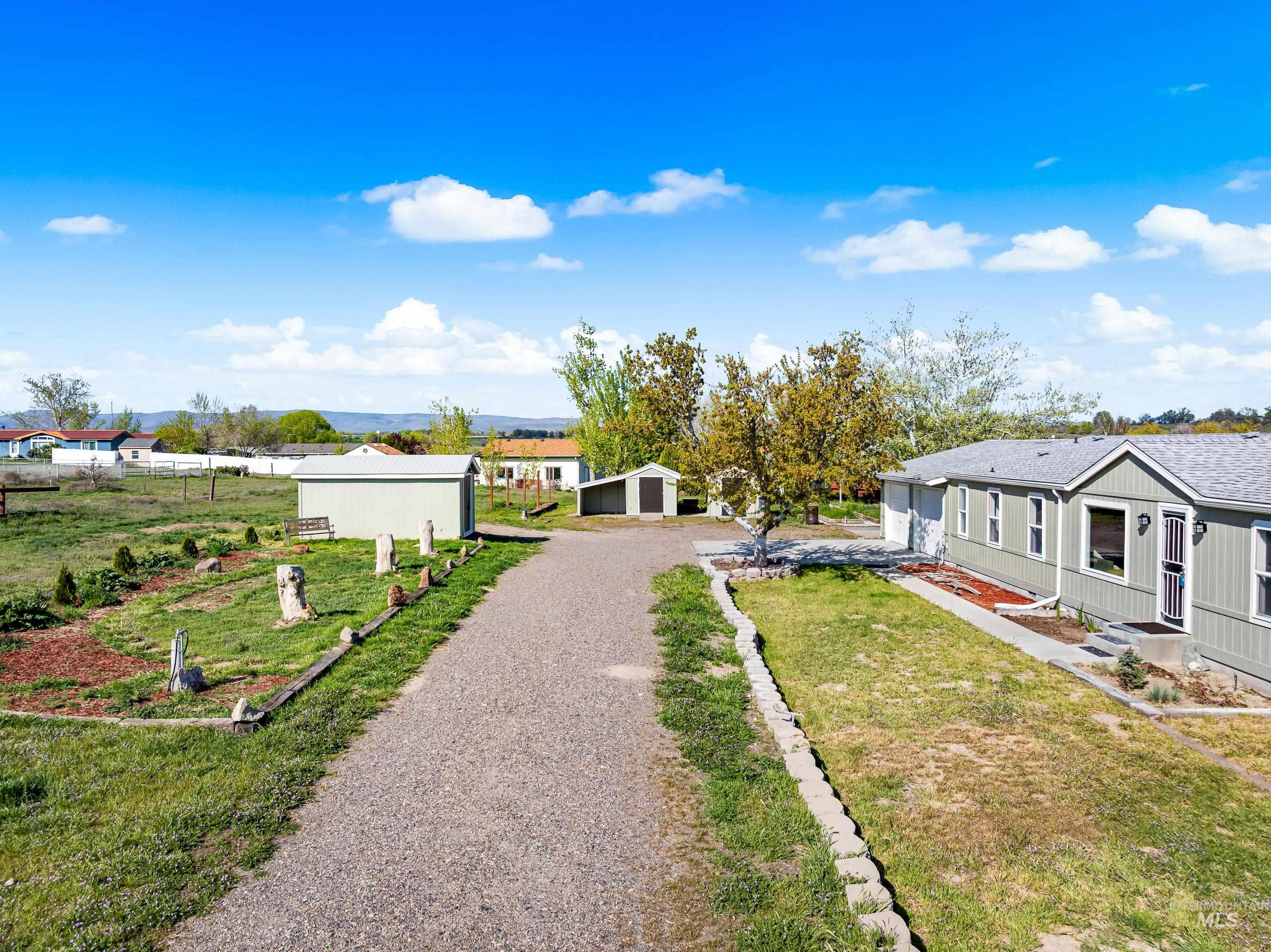 2427 Northside Road Homedale, ID 83628 - Photo 4 of 49 Exterior space featuring an outbuilding