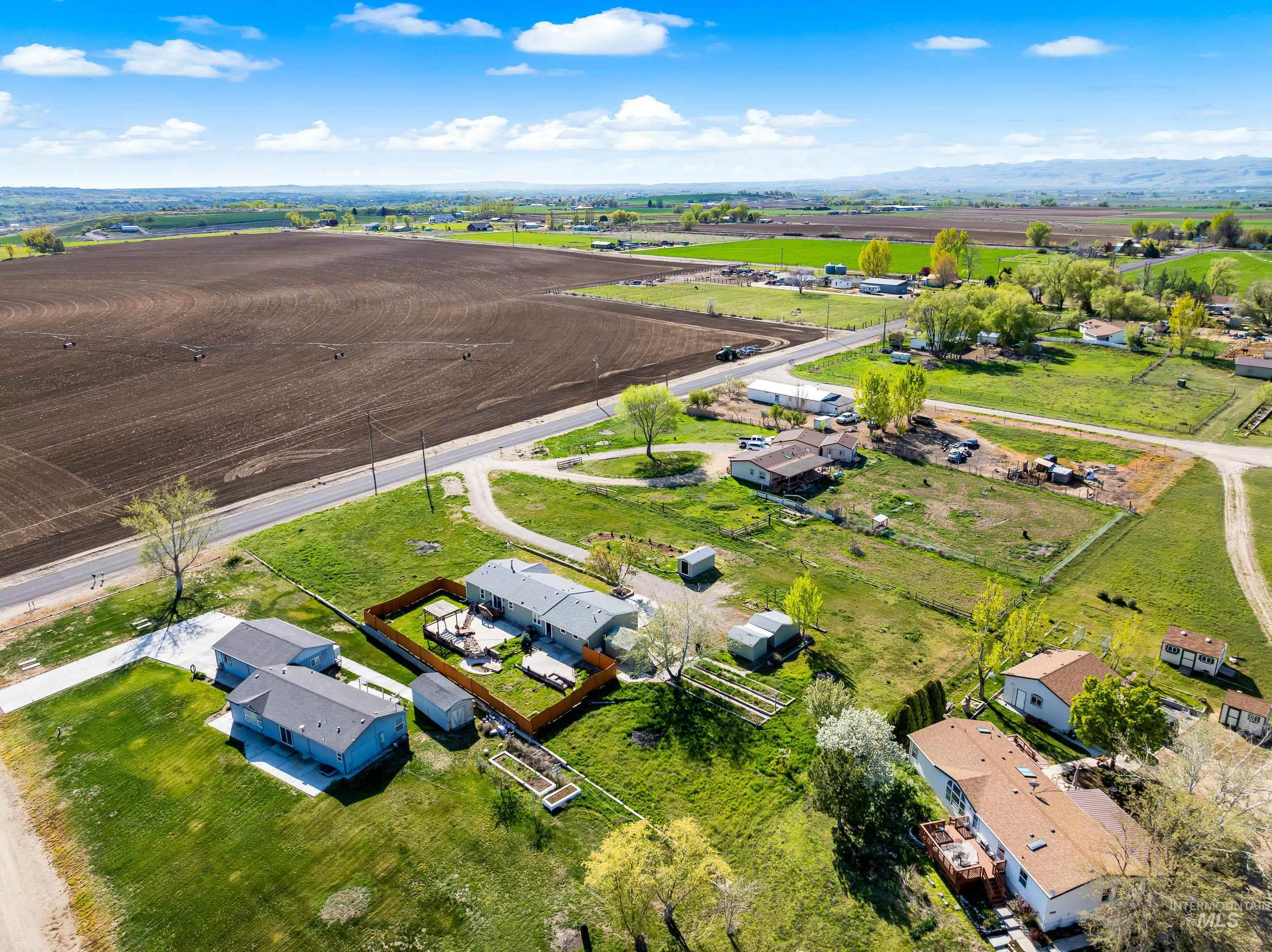 2427 Northside Road Homedale, ID 83628 - Photo 41 of 49 View of rural area with abundant farmland and nearby suburban area