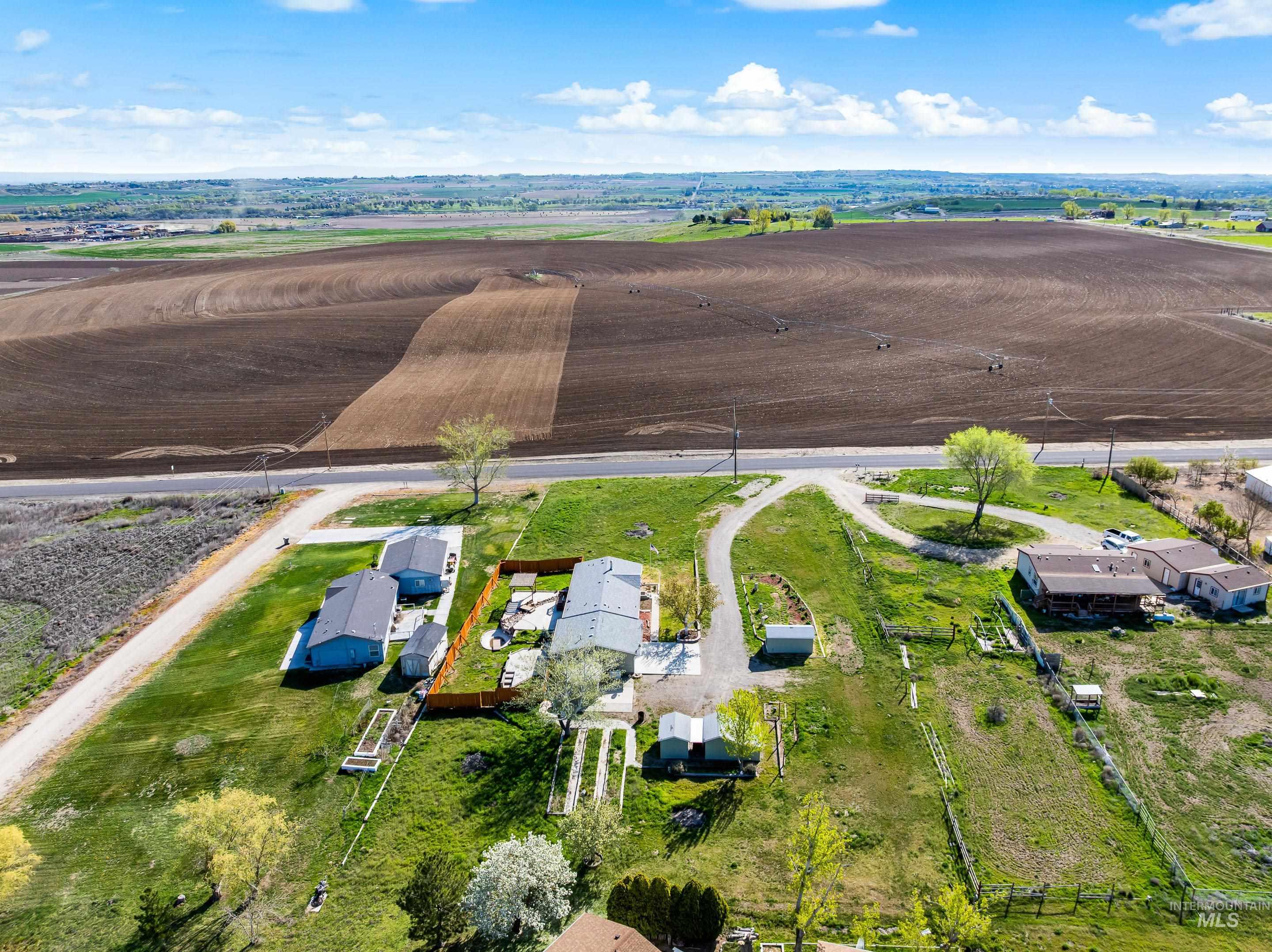 2427 Northside Road Homedale, ID 83628 - Photo 42 of 49 View of rural area with large plots for crops