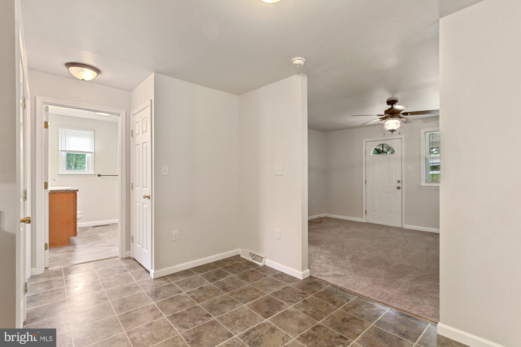 150 Locust Point Road Manchester, PA 17345 - Photo 12 of 28 Gallery Image 12