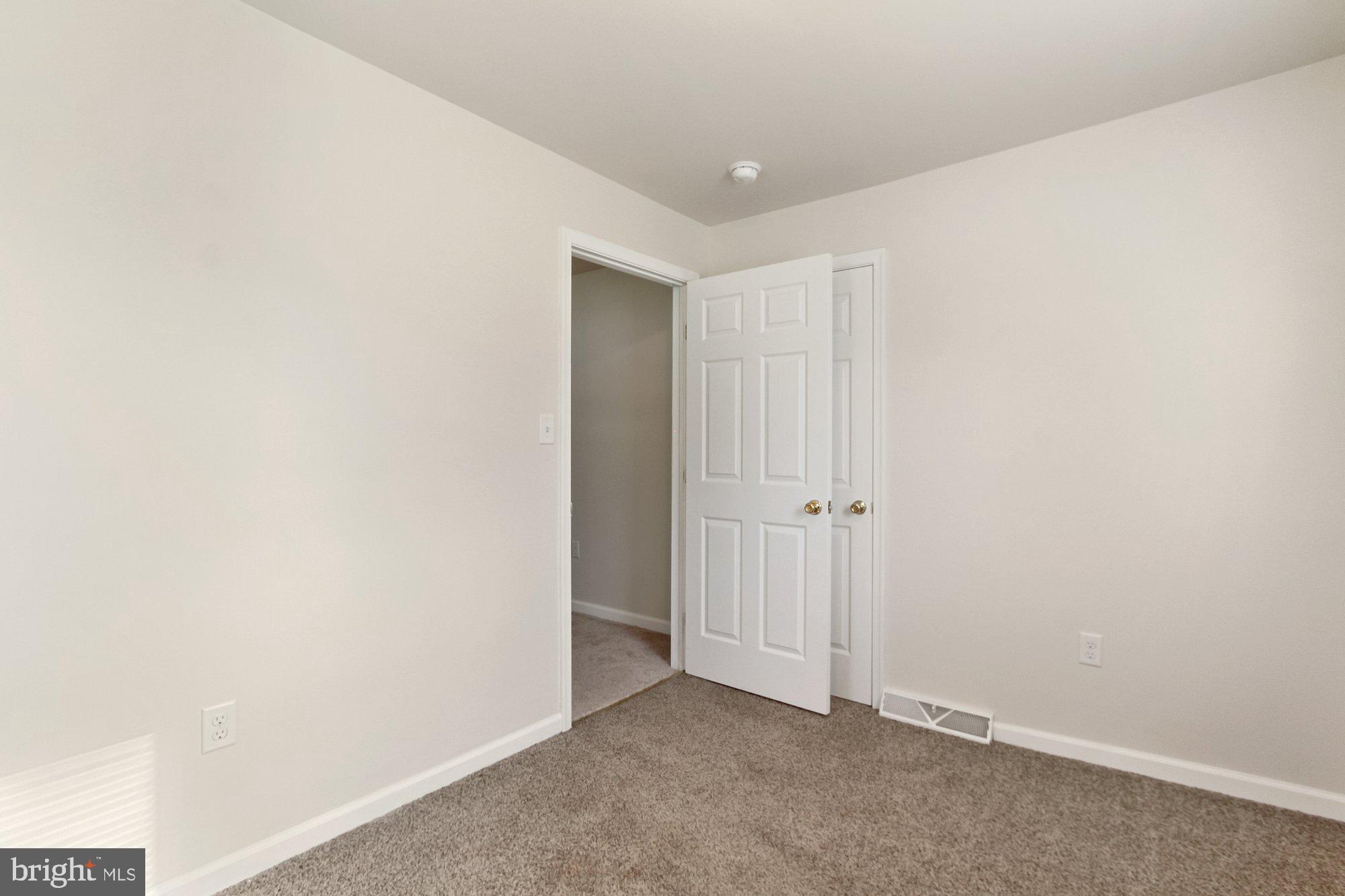 150 Locust Point Road Manchester, PA 17345 - Photo 16 of 28 Gallery Image 16