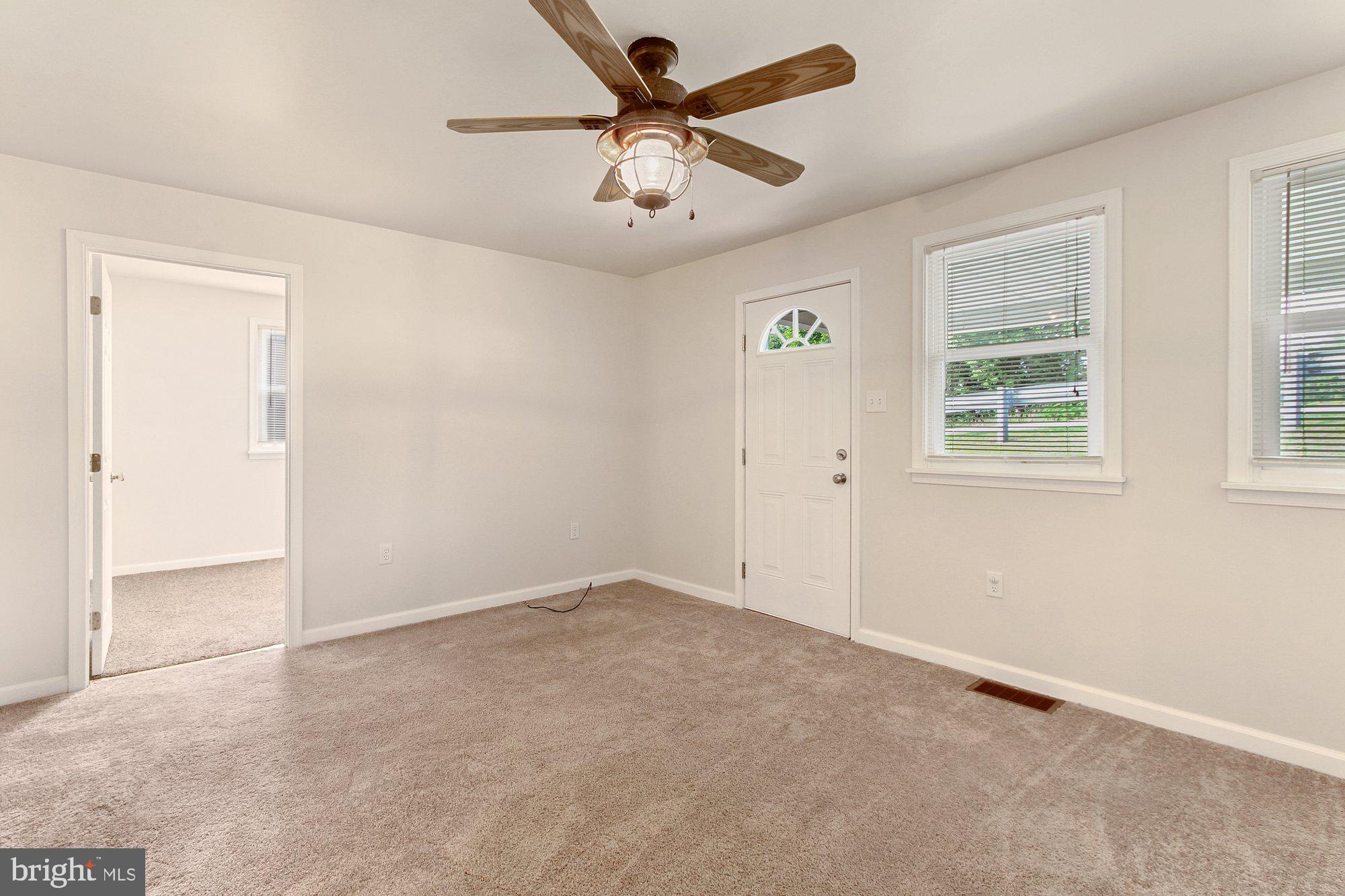 150 Locust Point Road Manchester, PA 17345 - Photo 6 of 28 Gallery Image 6