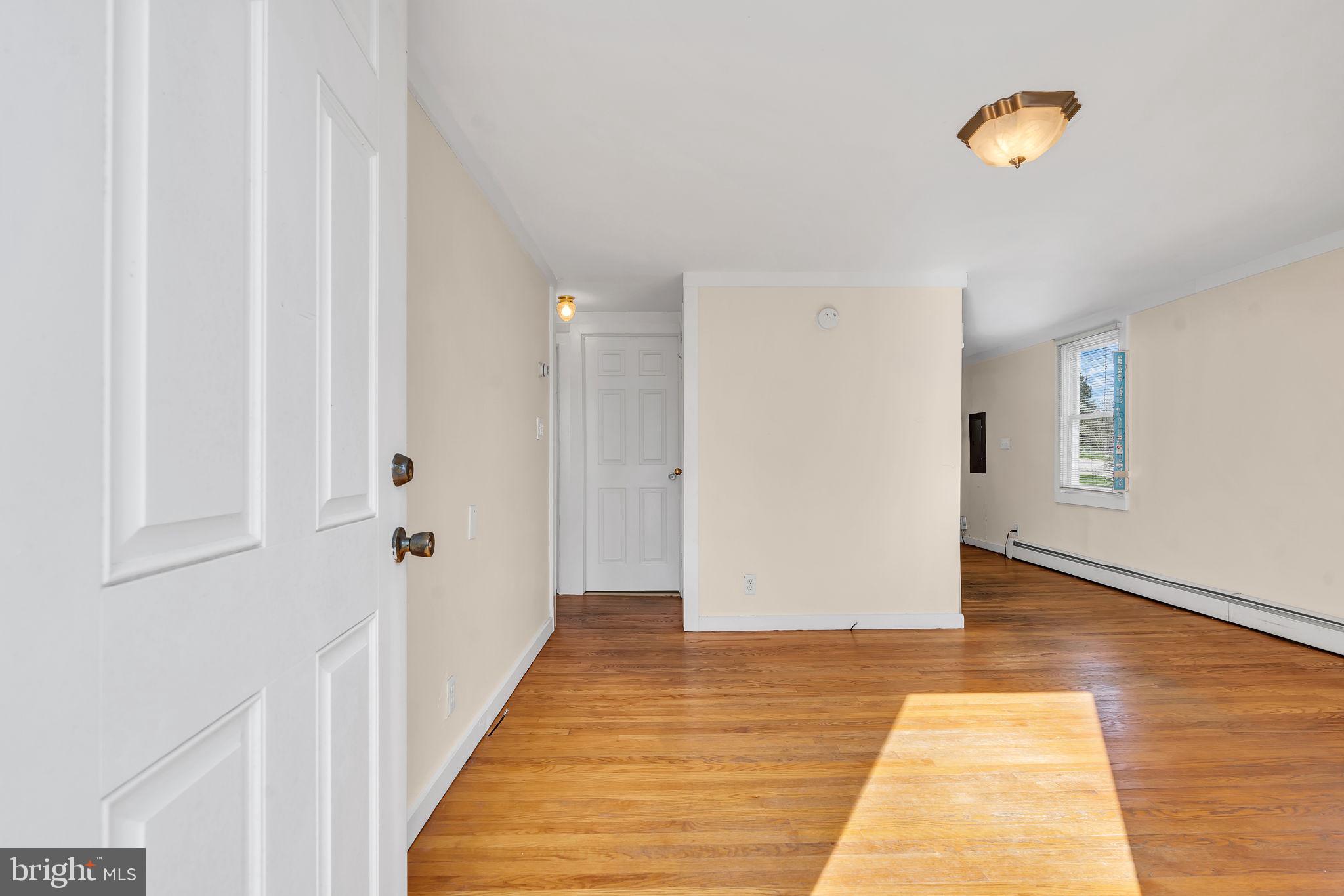 377 Jacobstown Cookstown Road Wrightstown, NJ 08562 - Photo 6 of 25