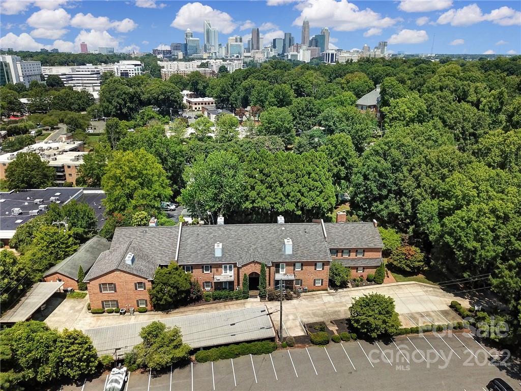 1012 Queens Road, Unit C Charlotte, NC 28207 - Photo 30 of 30 an aerial view of multiple houses with a yard