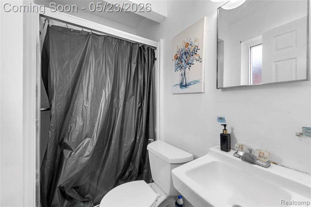 29410 Runey Drive Warren, MI 48092 - Photo 12 of 33