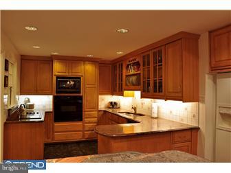 655 Mulford Road Wyncote, PA 19095 - Photo 7 of 12