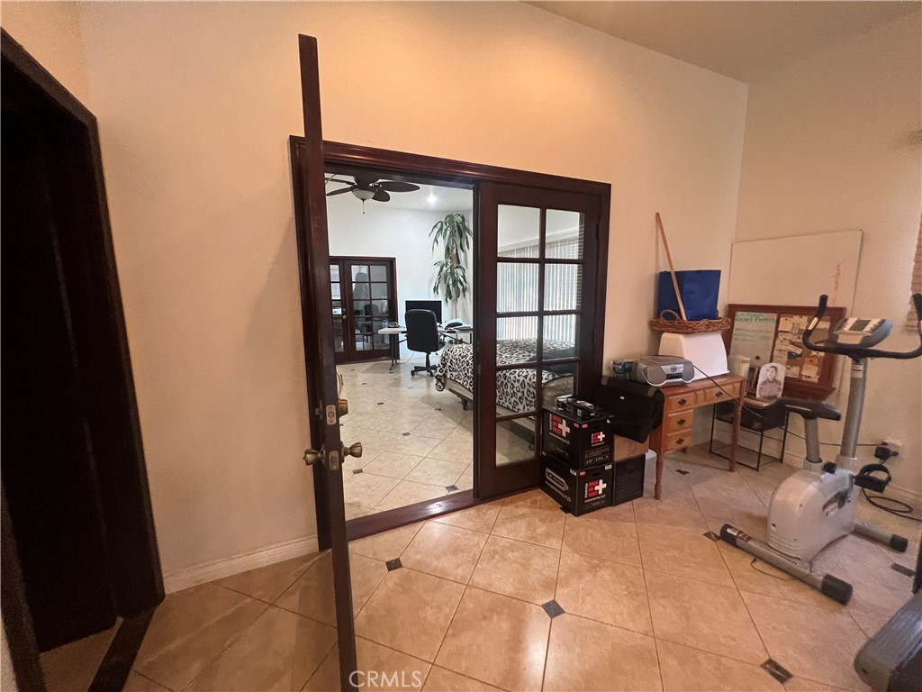 17305 Sage Avenue Riverside, CA 92504 - Photo 12 of 40