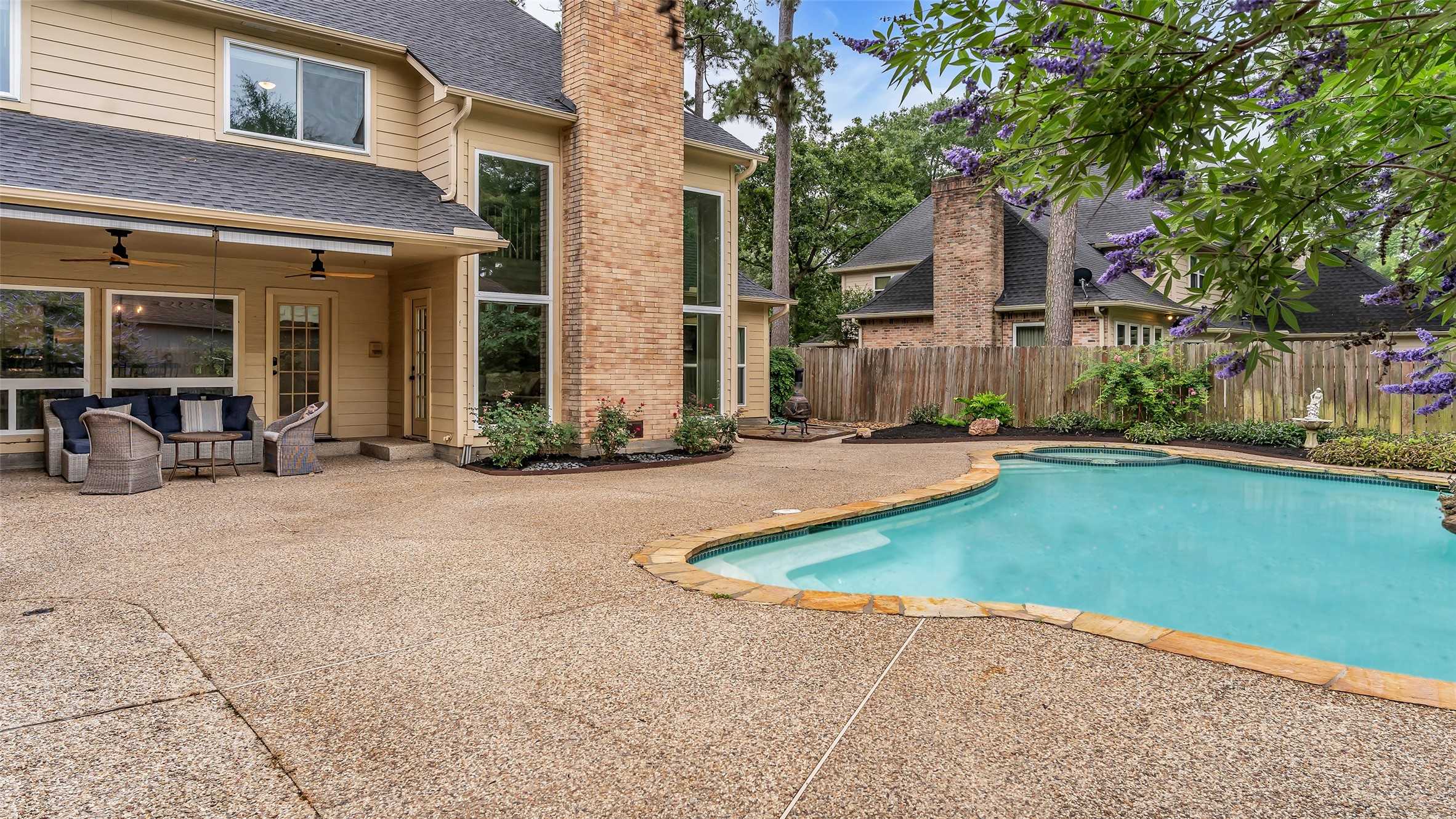 2607 Laurel Ridge Drive Houston, TX 77345 - Photo 46 of 47 a view of a house with a patio