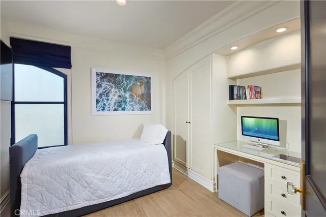 $40,000 | 11 Emerald Bay, Laguna Beach, CA 92651