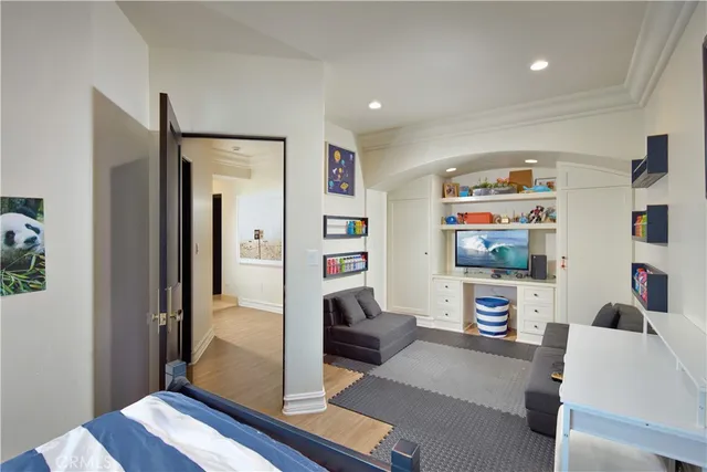 $40,000 | 11 Emerald Bay, Laguna Beach, CA 92651