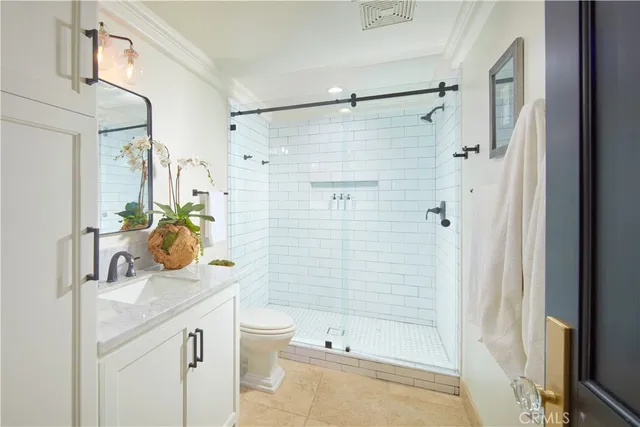 $40,000 | 11 Emerald Bay, Laguna Beach, CA 92651