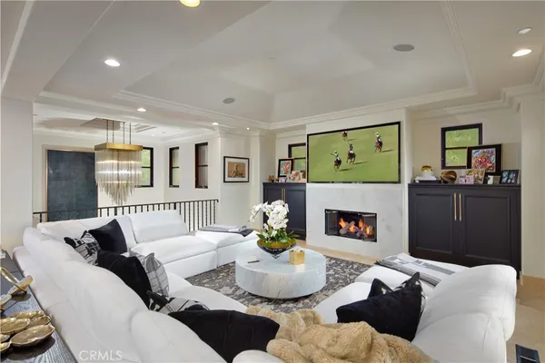 $40,000 | 11 Emerald Bay, Laguna Beach, CA 92651