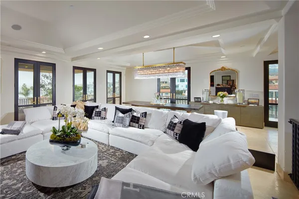 $40,000 | 11 Emerald Bay, Laguna Beach, CA 92651
