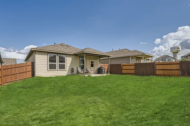 $1,890 | 183 Eves Necklace Dr., Buda, TX 78610