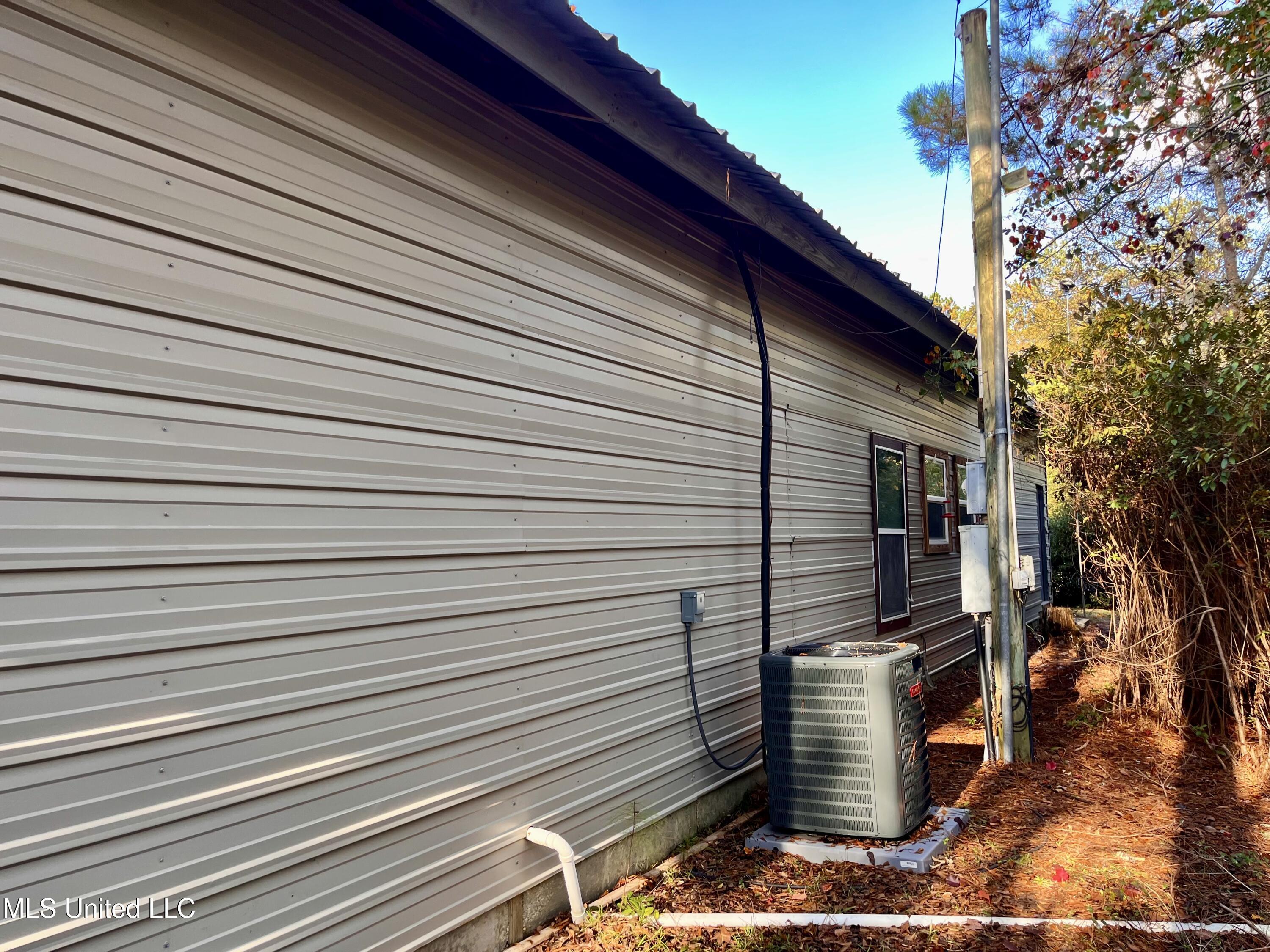 931 Benndale Road Wiggins, MS 39577 - Photo 31 of 55 IMG_2350