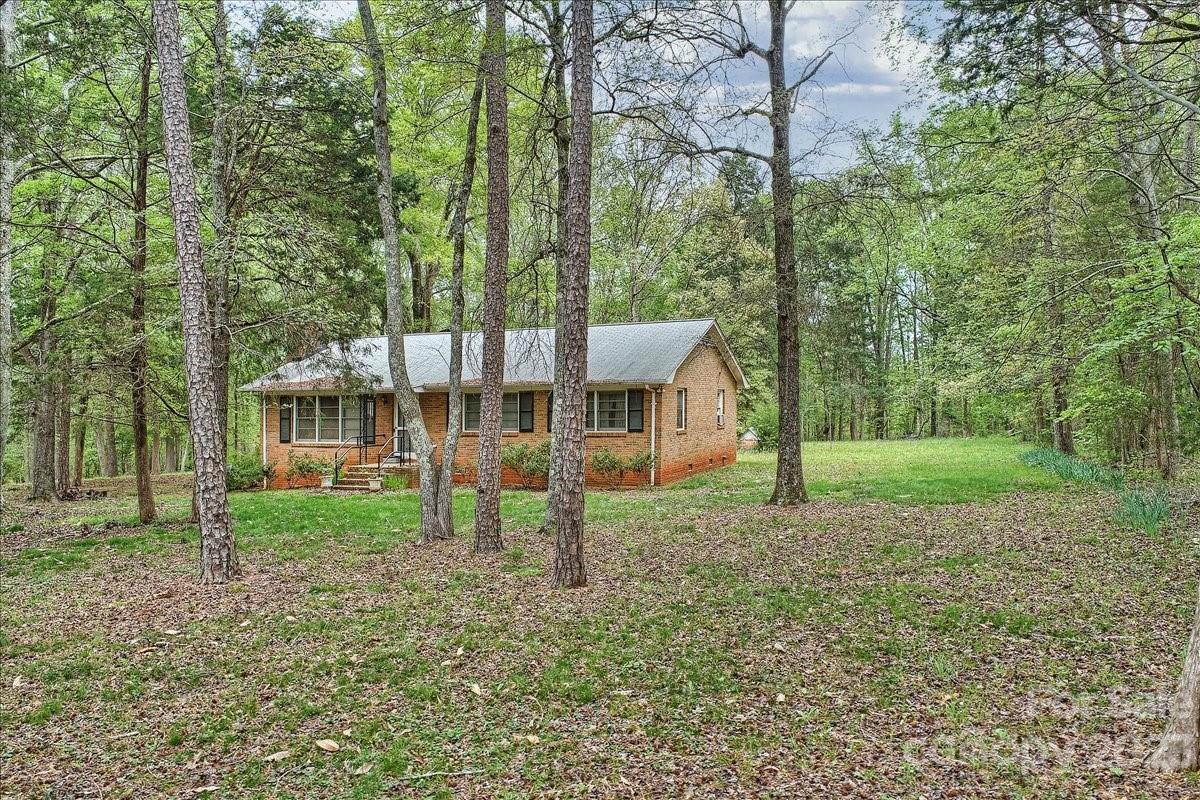 13018 Hamilton Road Charlotte, NC 28273 - Photo 2 of 14 Gallery Image 2
