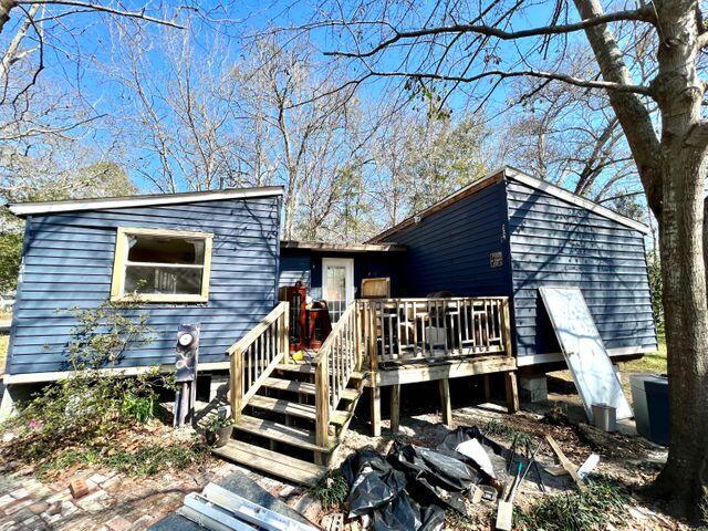 124 County Rd S-18-309 Summerville, SC 29485 - Photo 1 of 9 Front view
