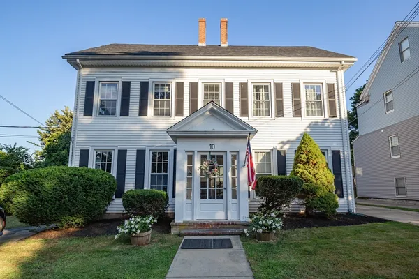 $1,850 | 10 Cushman Street, Unit 4, Plymouth, MA 02360