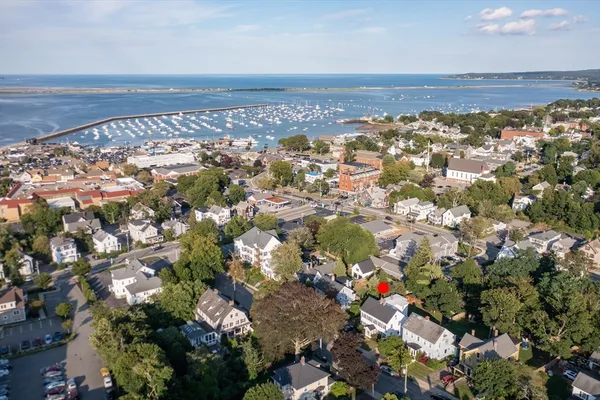 $1,850 | 10 Cushman Street, Unit 4, Plymouth, MA 02360