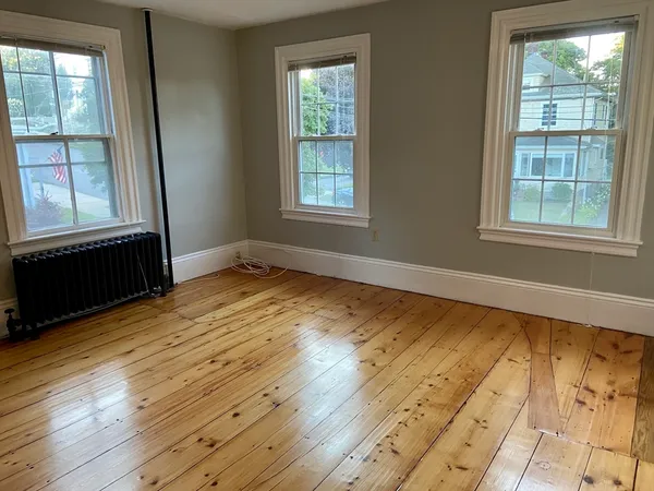 $1,850 | 10 Cushman Street, Unit 4, Plymouth, MA 02360