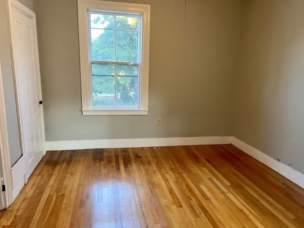 $1,850 | 10 Cushman Street, Unit 4, Plymouth, MA 02360