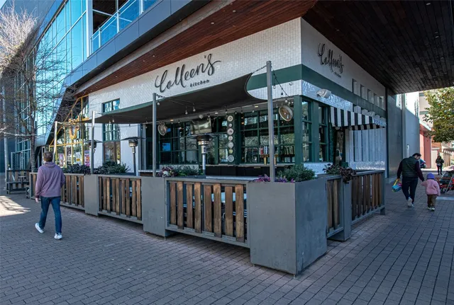 a view of a outdoor space with green space