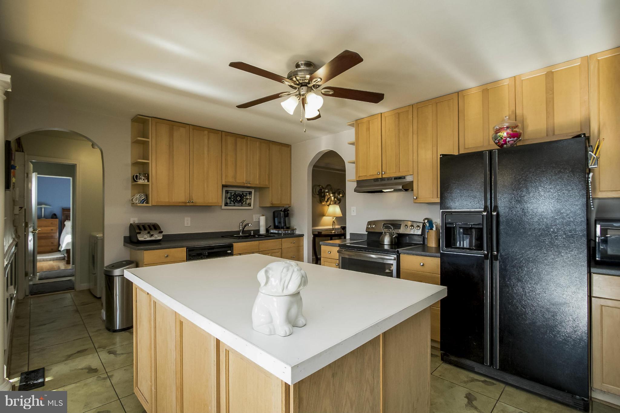 305 West Ash Road Sterling, VA 20164 - Photo 11 of 30 Kitchen
