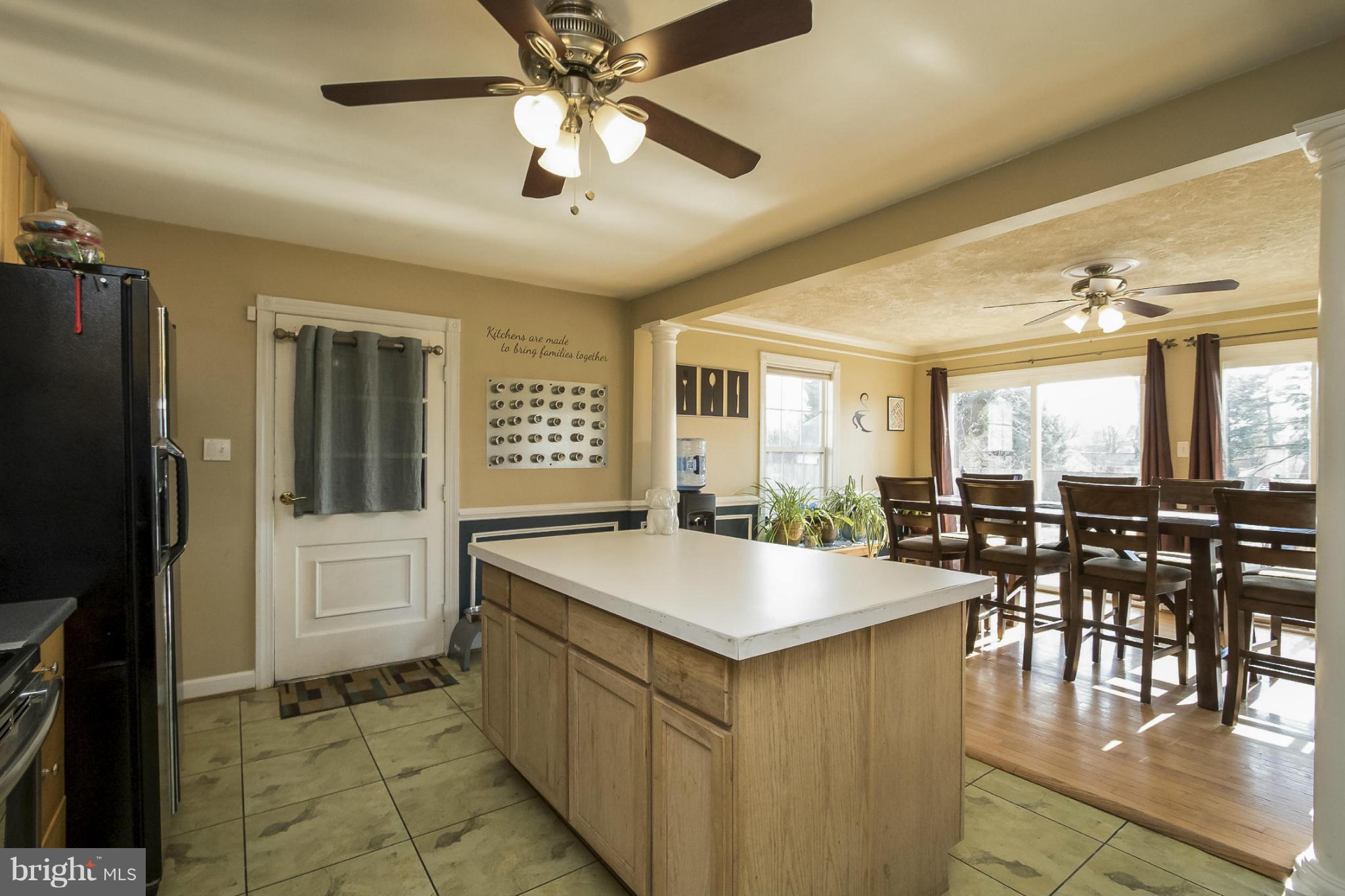 305 West Ash Road Sterling, VA 20164 - Photo 9 of 30 Kitchen