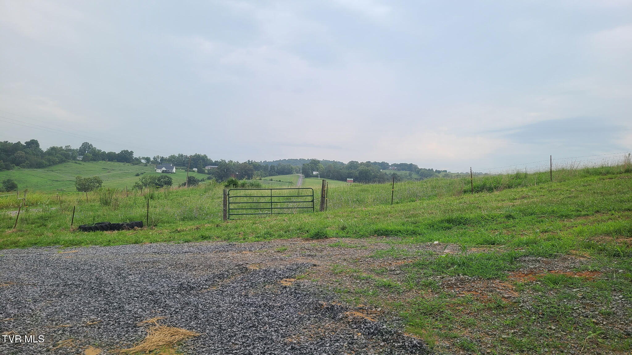 228 Ward Rowe Road Limestone, TN 37681 - Photo 4 of 8 20260728_103358