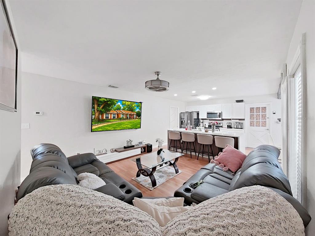 7608 Barry Road Tampa, FL 33615 - Photo 22 of 40
