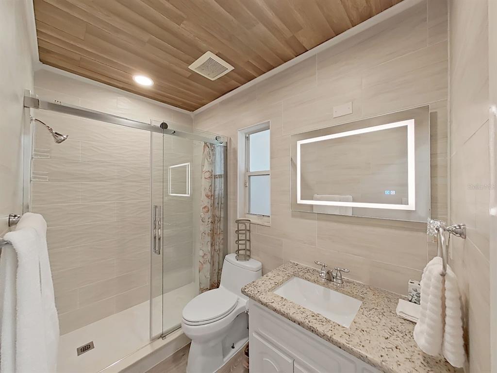 7608 Barry Road Tampa, FL 33615 - Photo 28 of 40