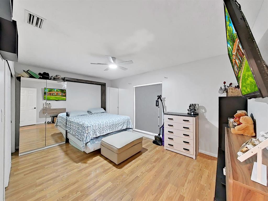 7608 Barry Road Tampa, FL 33615 - Photo 30 of 40